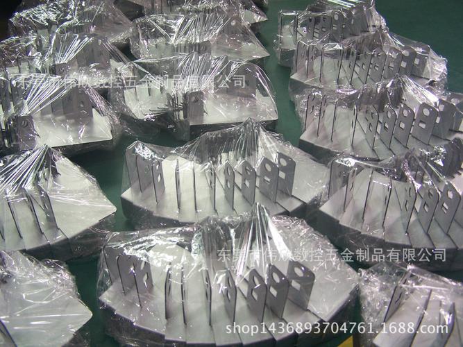 广东批量定做精密钣金件,东莞精密钣金件,激光精密钣金件